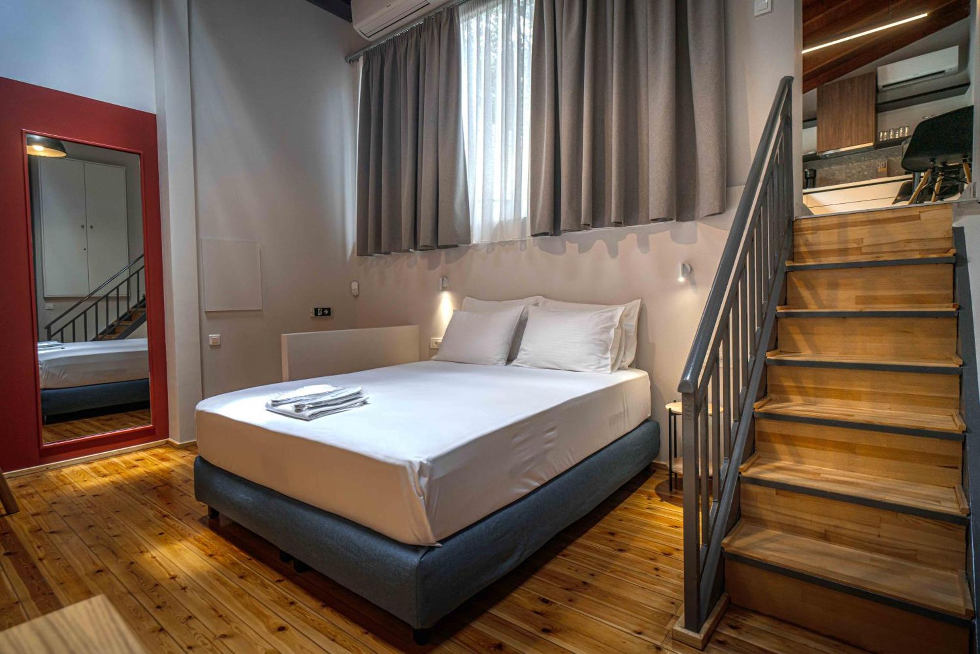 Belle Athenes - Luxury Rooms At Monastiraki Railway Station Ngoại thất bức ảnh