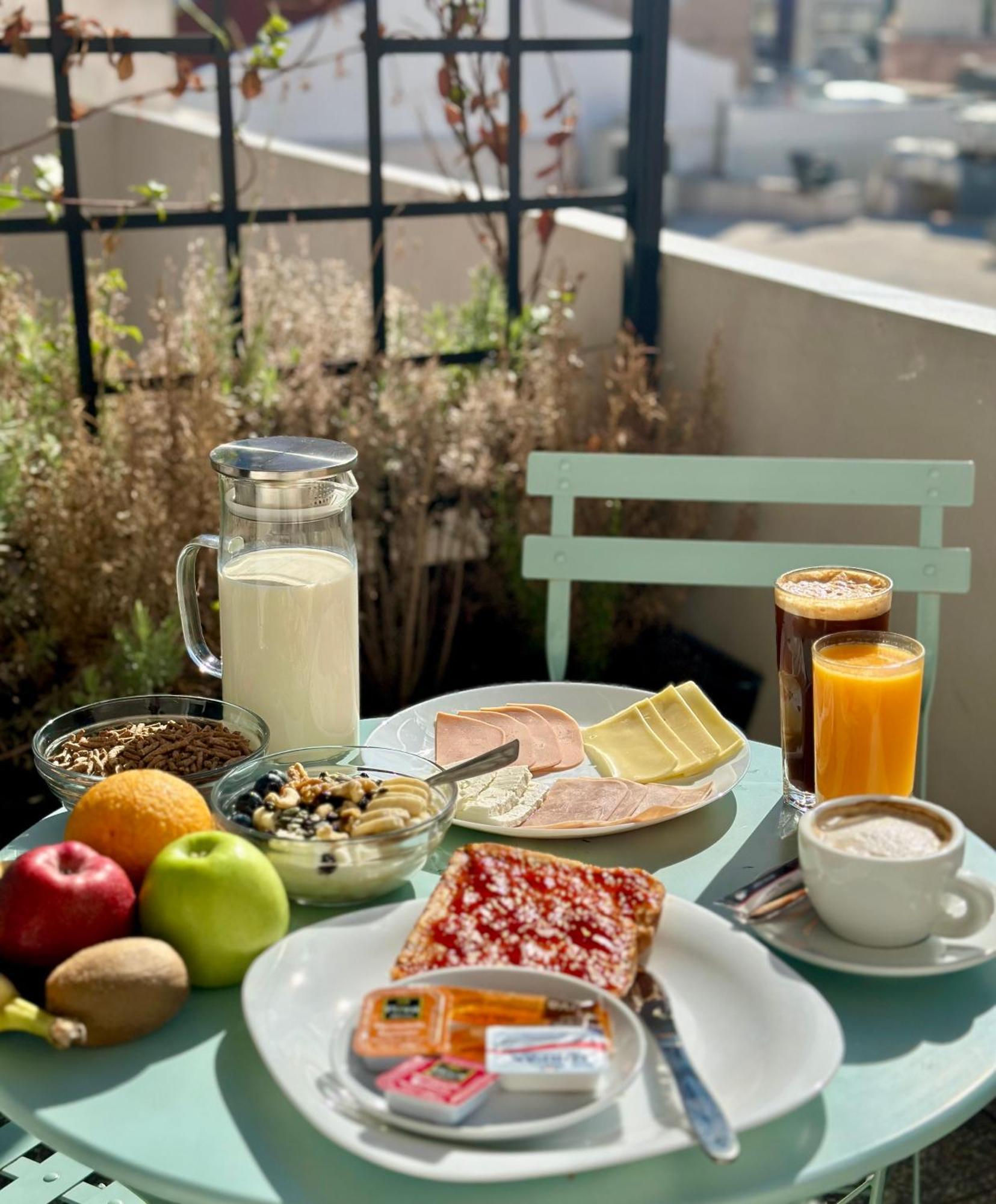 Belle Athenes - Luxury Rooms At Monastiraki Railway Station Ngoại thất bức ảnh