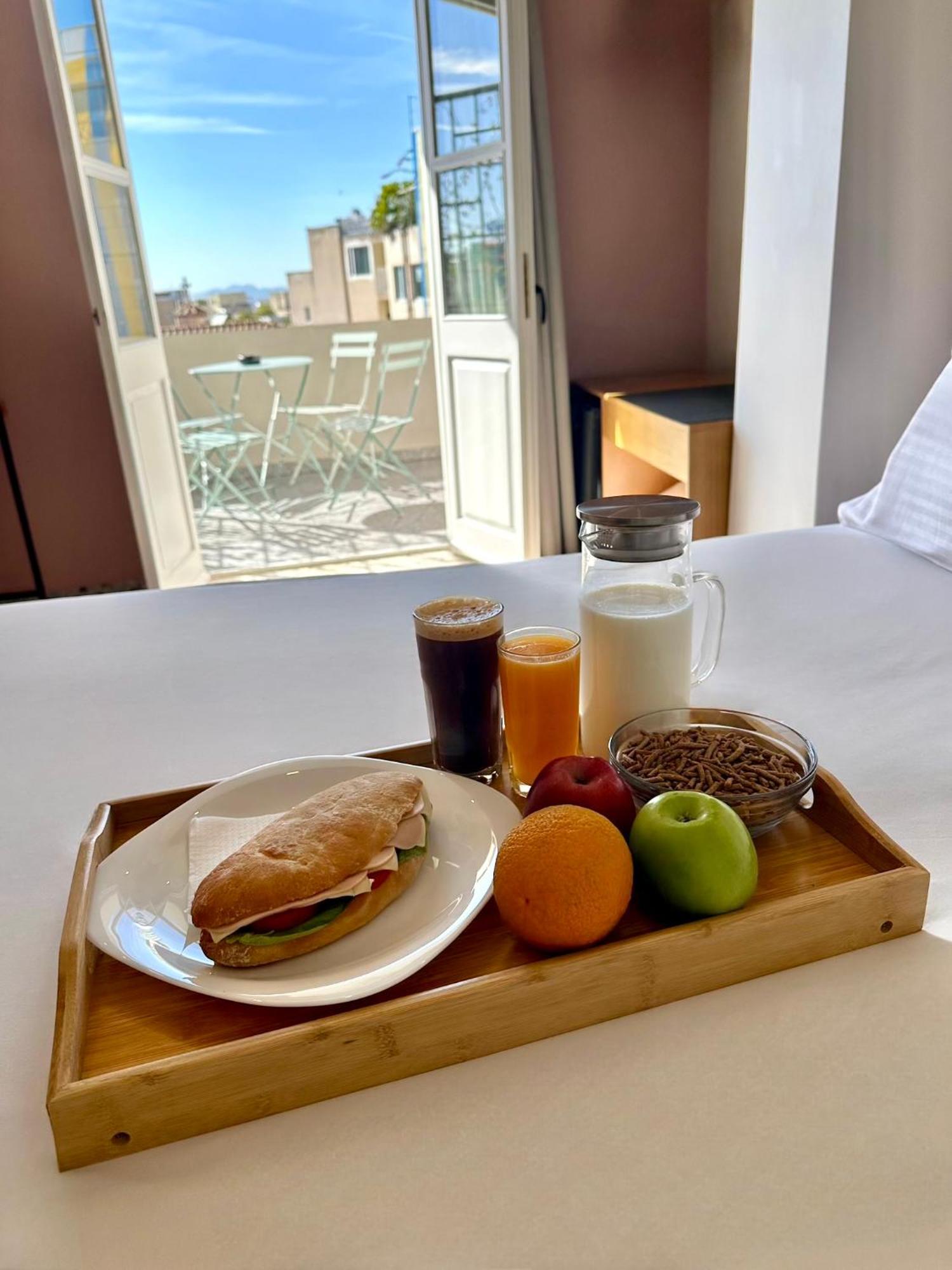 Belle Athenes - Luxury Rooms At Monastiraki Railway Station Ngoại thất bức ảnh