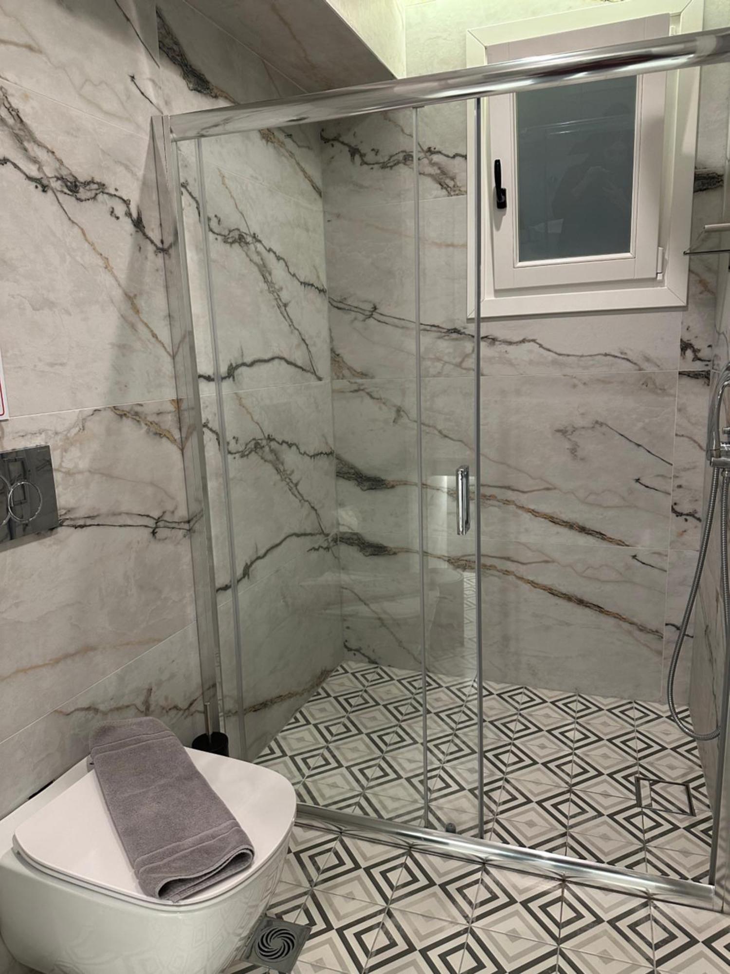 Belle Athenes - Luxury Rooms At Monastiraki Railway Station Ngoại thất bức ảnh
