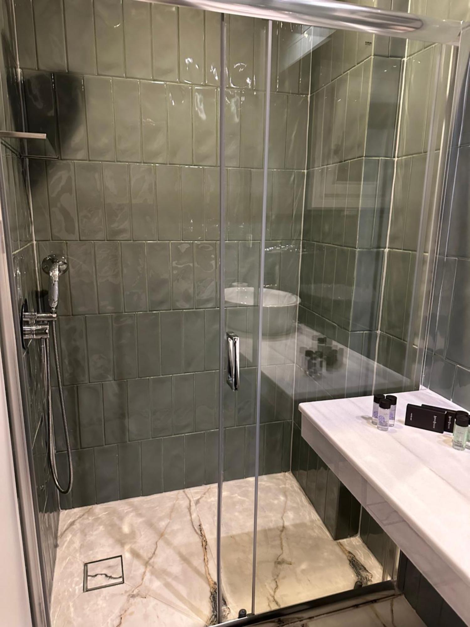 Belle Athenes - Luxury Rooms At Monastiraki Railway Station Ngoại thất bức ảnh